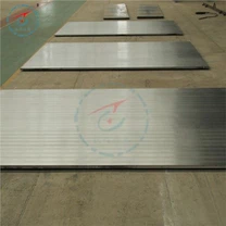 Płyta stalowa platerowana niklem do zbiornika ciśnieniowego